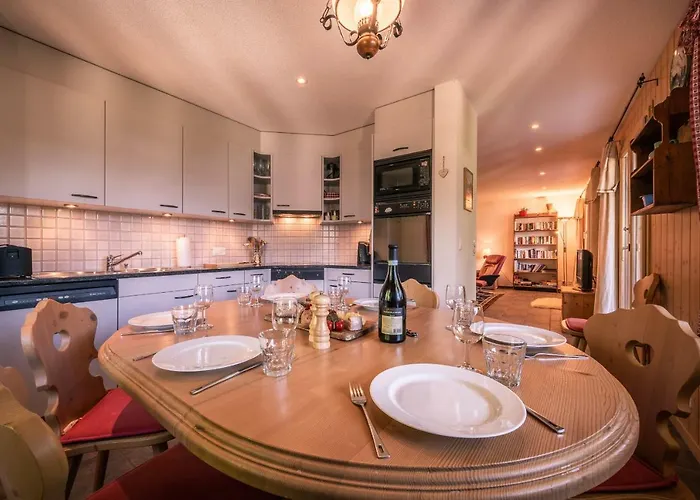 Roossi-huus 3 Βένγκεν