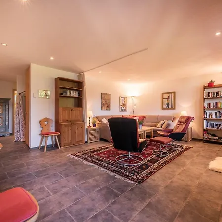 דירה Roossi-huus 3 *