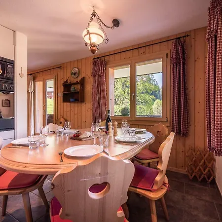 Roossi-huus 3 * 翁根